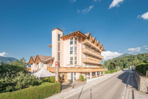  Hotel Dolomiti  Ваттаро